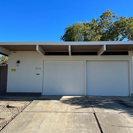 Private Rooms 2-1 Sunnyvale Exterior foto